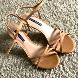 Stuart Weitzman nude heels- size 7.5
